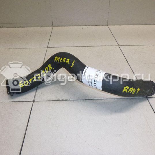 Фото Патрубок радиатора  13251428 для Opel Astra