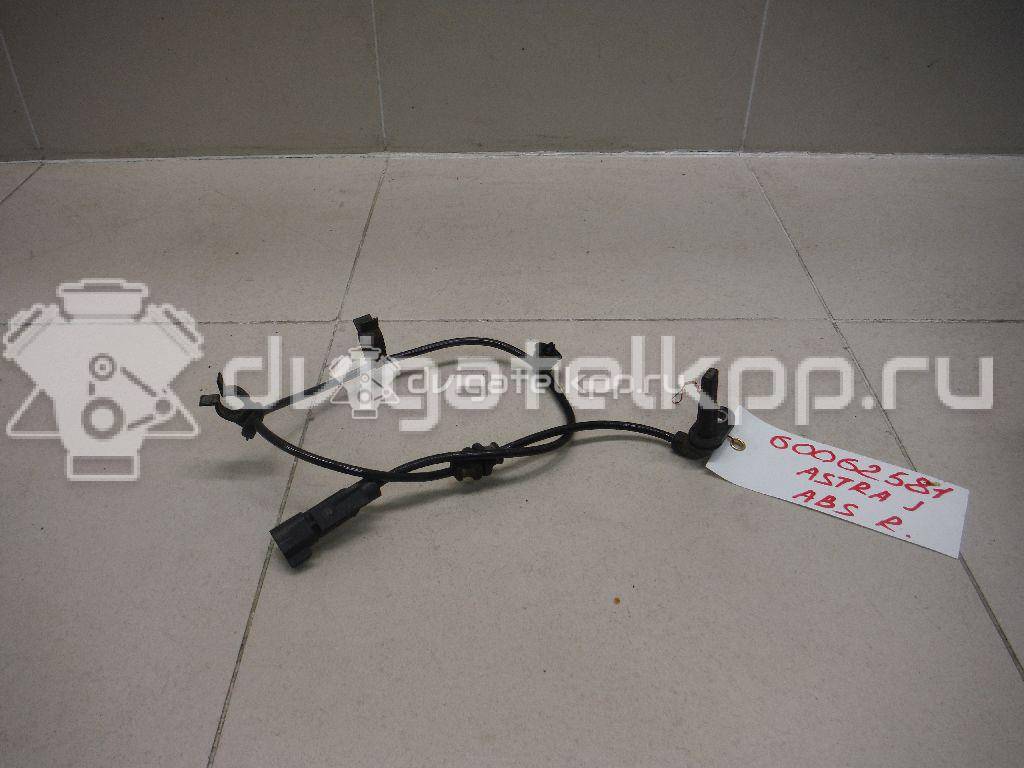 Фото Датчик ABS задний  13346945 для Opel Cascada W13 / Astra / Ampera / Insignia / Meriva {forloop.counter}}