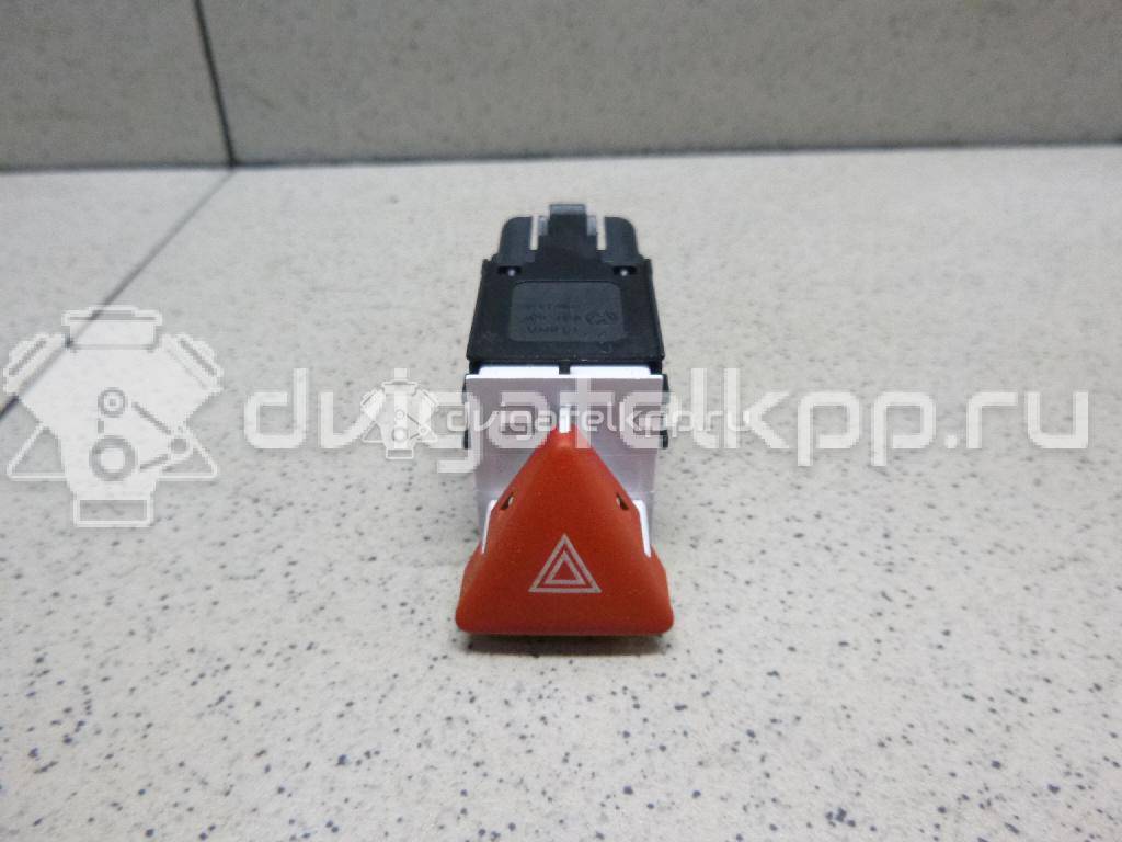 Фото Кнопка аварийной сигнализации  3C0953509A для opel Astra J {forloop.counter}}