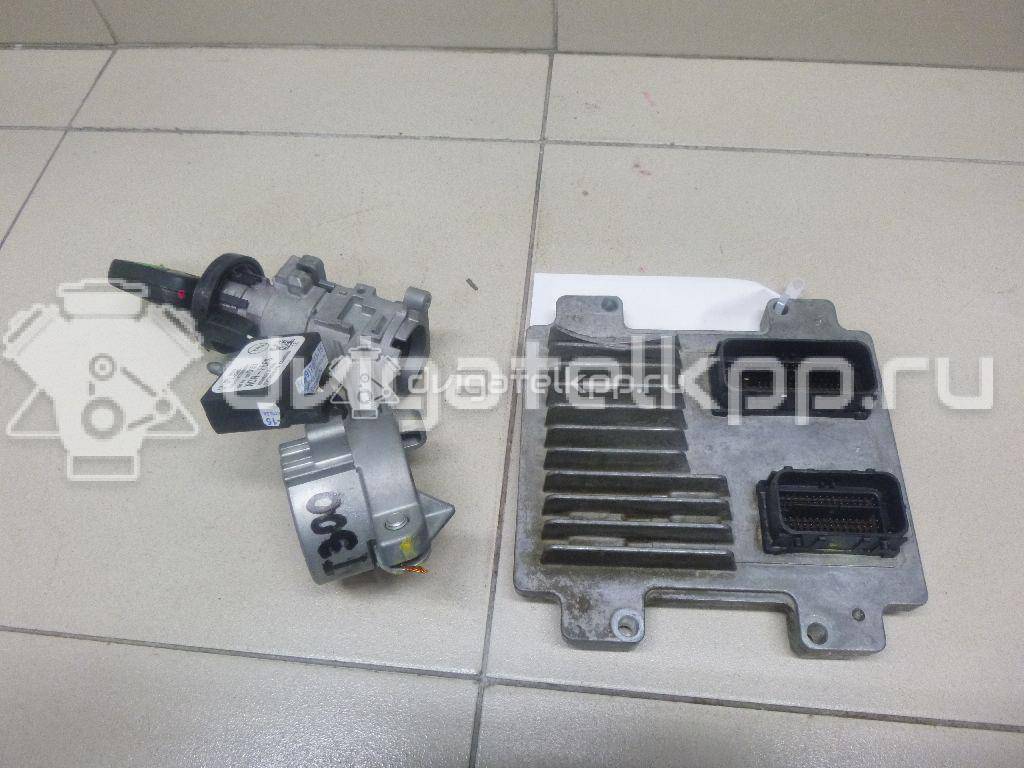 Фото Блок управления двигателем  12645482 для opel Astra J {forloop.counter}}
