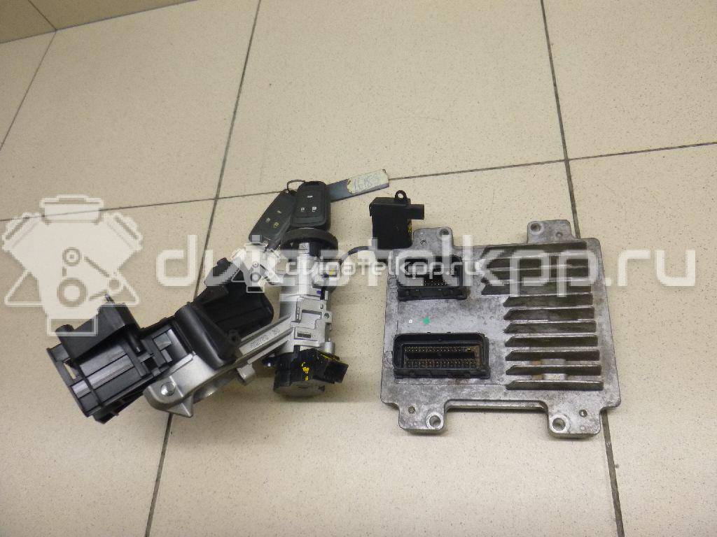 Фото Блок управления двигателем  12659379 для opel Astra J {forloop.counter}}