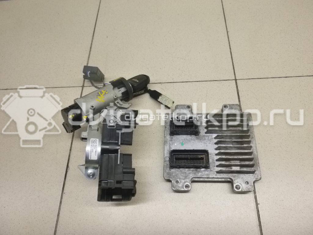 Фото Блок управления двигателем  12659379 для opel Astra J {forloop.counter}}