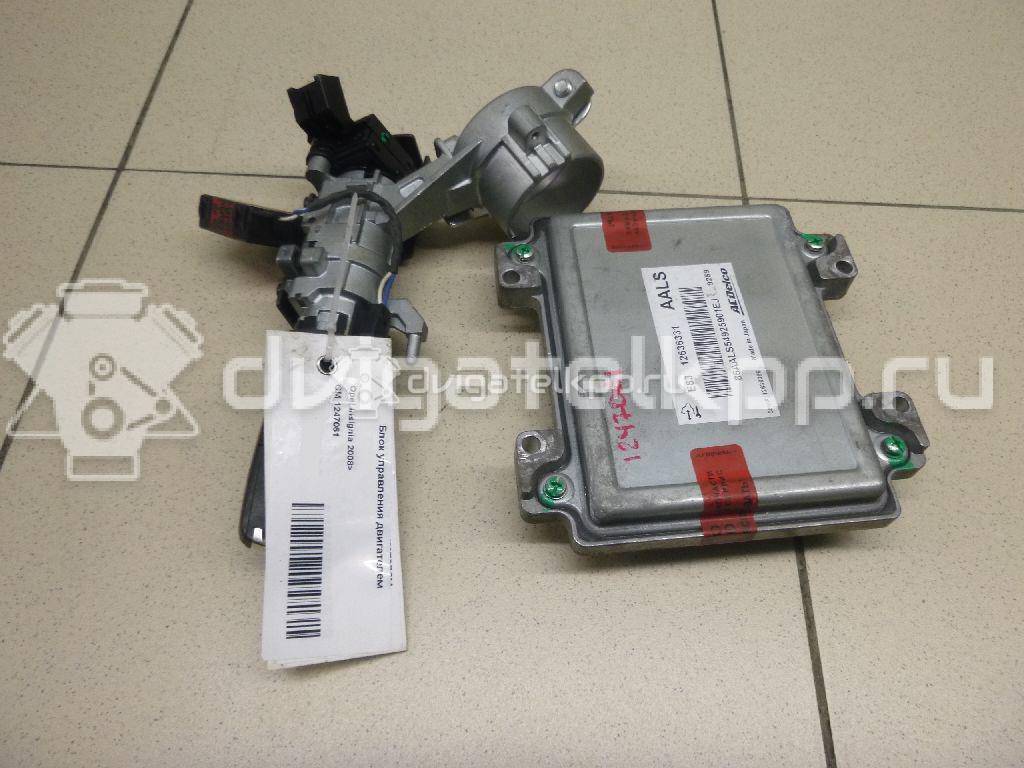 Фото Блок управления двигателем  1247061 для opel Astra J {forloop.counter}}