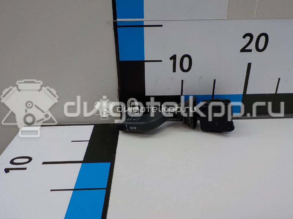 Фото Переключатель поворотов подрулевой  09185413 для Opel Tigra / Corsa / Combo / Meriva {forloop.counter}}