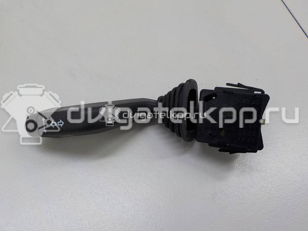 Фото Переключатель поворотов подрулевой  9185413 для Opel Tigra / Corsa / Combo / Meriva {forloop.counter}}