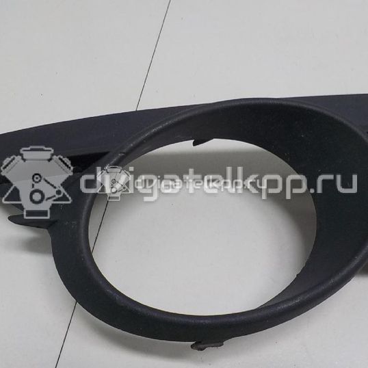 Фото Решетка в бампер правая  6400635 для Opel Corsa