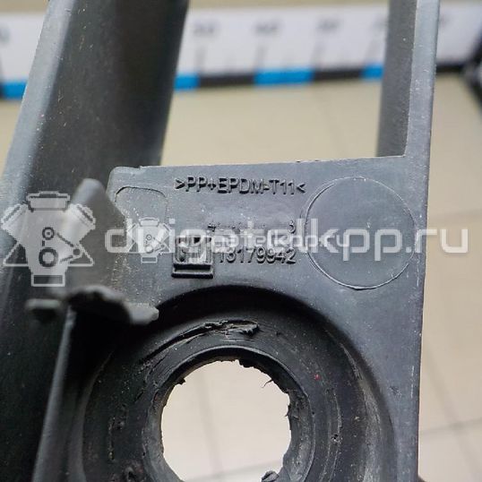 Фото Решетка в бампер центральная  6400639 для Opel Corsa