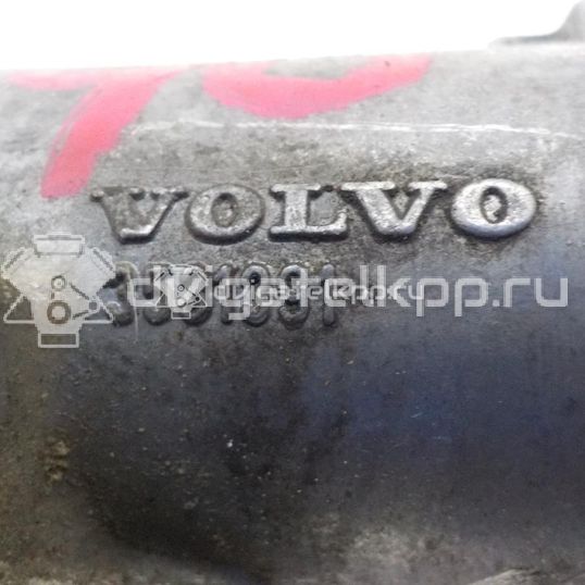 Фото Крышка термостата для двигателя B 5244 T3 для Volvo S80 / V70 / Xc70 / S60 200 л.с 20V 2.4 л бензин 3531391