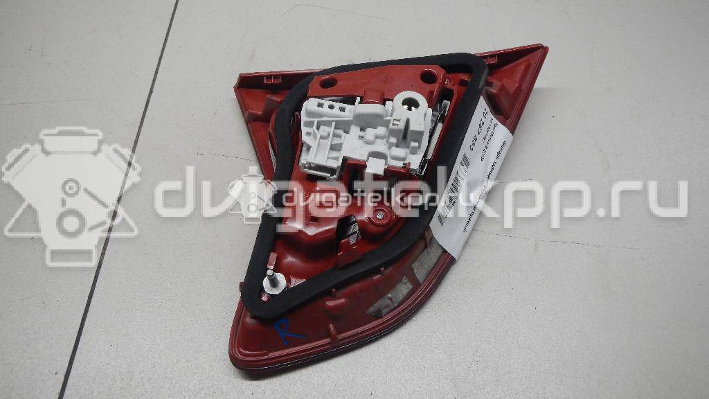 Фото Фонарь задний внутренний правый  13307492 для Opel Meriva {forloop.counter}}