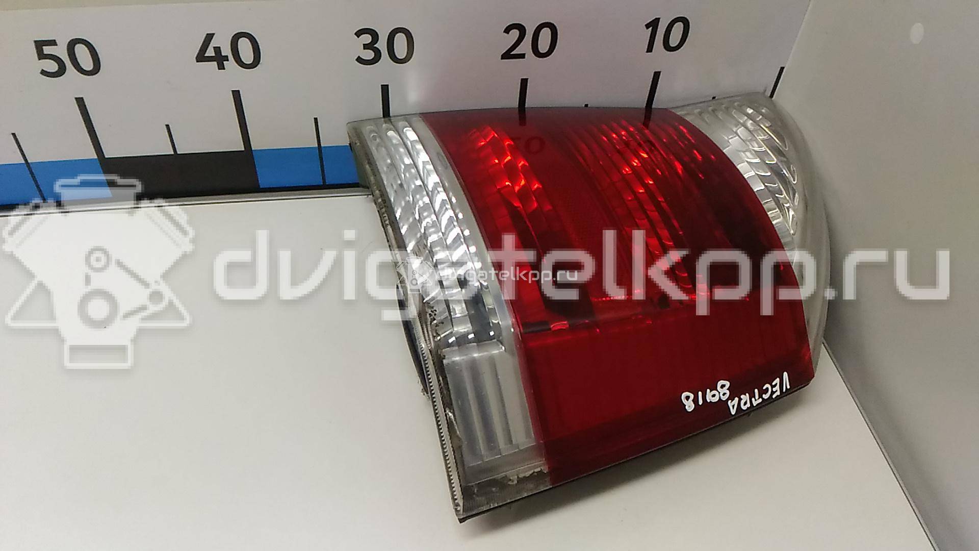 Фото Фонарь задний правый  93175446 для Opel Vectra {forloop.counter}}