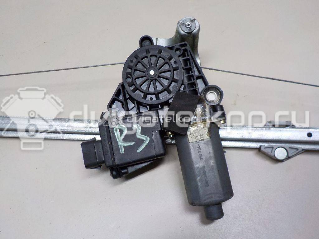 Фото Стеклоподъемник электр. задний правый  90579540 для Opel Zafira {forloop.counter}}