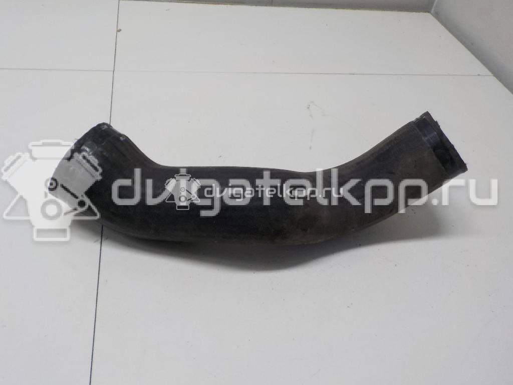 Фото Патрубок интеркулера для двигателя D 5244 T для Volvo S80 / V70 / Xc70 / S60 163 л.с 20V 2.4 л Дизельное топливо 30680217 {forloop.counter}}