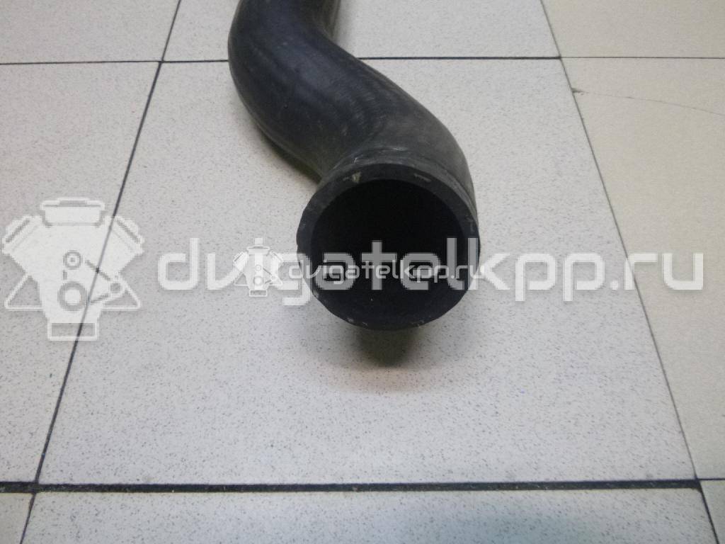 Фото Патрубок интеркулера для двигателя D 5244 T для Volvo S80 / V70 / Xc70 / S60 163 л.с 20V 2.4 л Дизельное топливо 30680217 {forloop.counter}}
