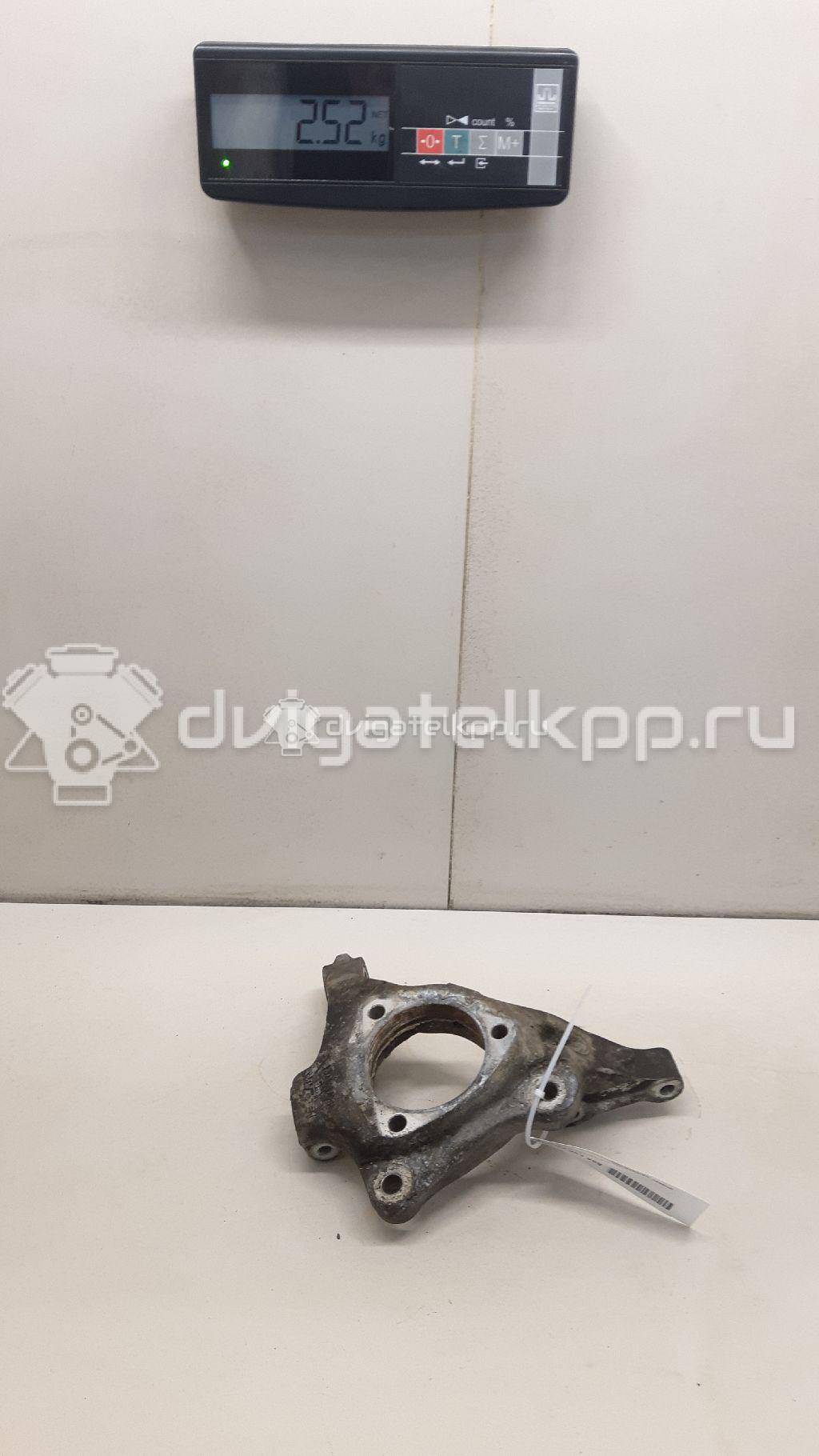 Фото Кулак поворотный передний правый  13219081 для Opel Insignia {forloop.counter}}