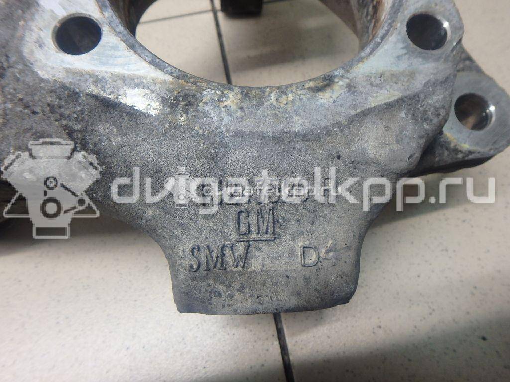 Фото Кулак поворотный передний правый  13219081 для Opel Insignia {forloop.counter}}
