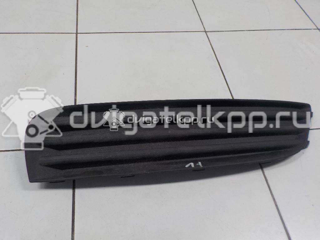 Фото Решетка в бампер правая  13269934 для Opel Insignia {forloop.counter}}