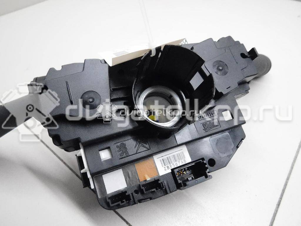 Фото Переключатель подрулевой в сборе  98081769ZD для Peugeot 308 / 2008 / 208 {forloop.counter}}