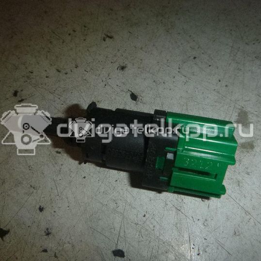 Фото Датчик включения стопсигнала  9804869480 для Peugeot 3008 / 5008 / 208 / 308 / 207