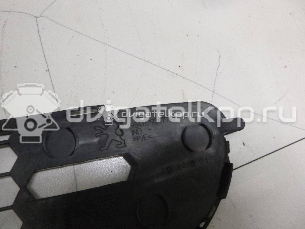 Фото Решетка в бампер  7414EN для Peugeot 206 {forloop.counter}}
