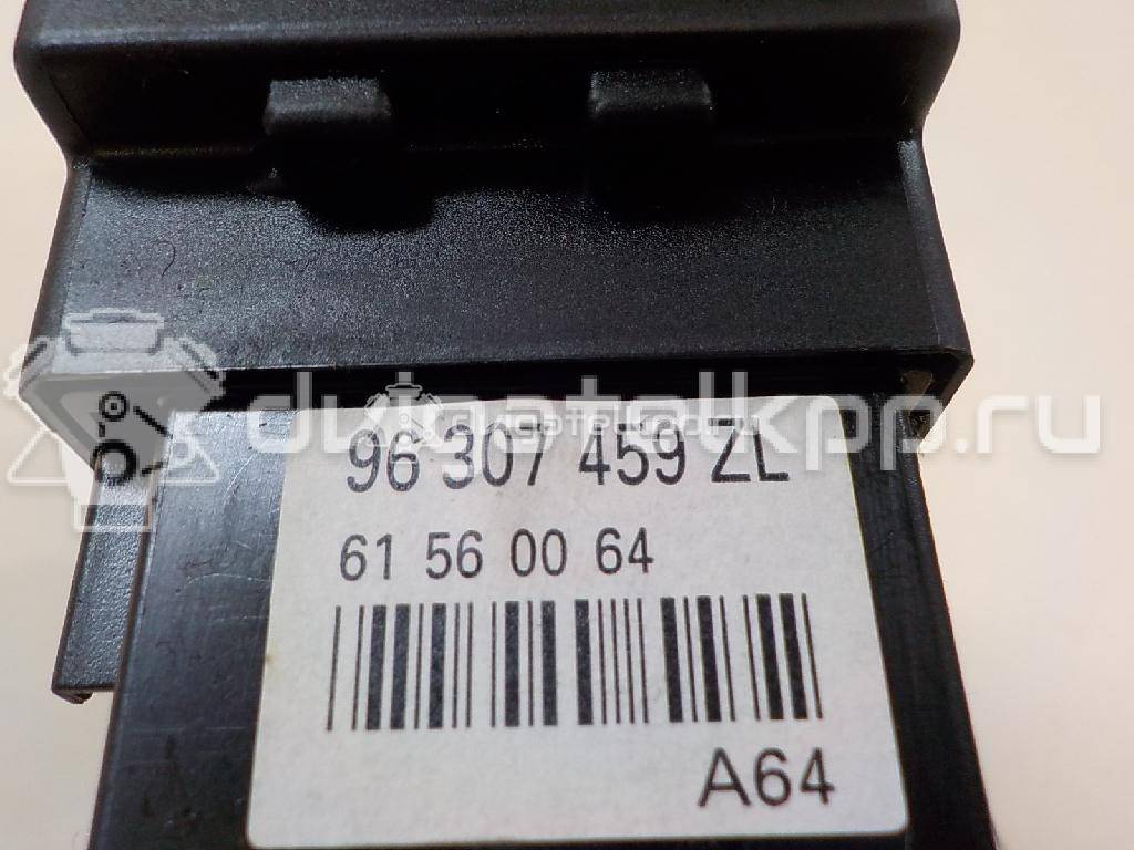 Фото Переключатель поворотов подрулевой  625376 для Peugeot 206 {forloop.counter}}