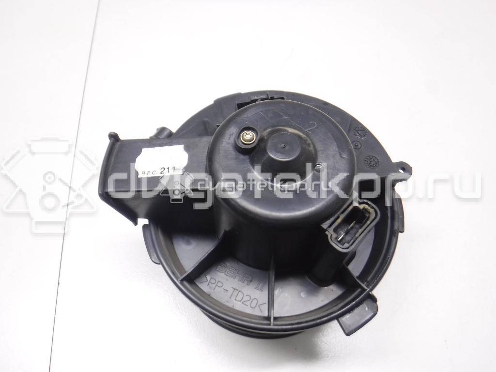 Фото Моторчик отопителя  6441K0 для Peugeot 307 / 206 {forloop.counter}}