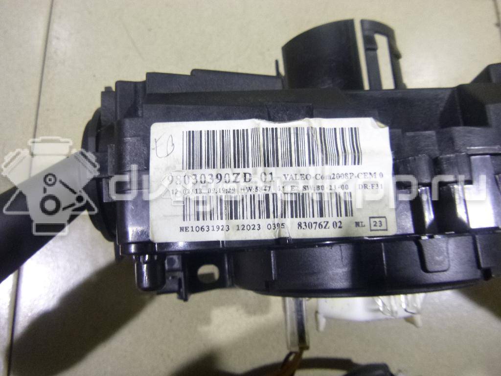 Фото Переключатель подрулевой в сборе  98030390ZD для Peugeot 2008 / 208 {forloop.counter}}