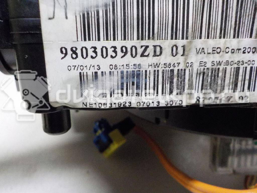 Фото Переключатель подрулевой в сборе  98030390ZD для Peugeot 2008 / 208 {forloop.counter}}