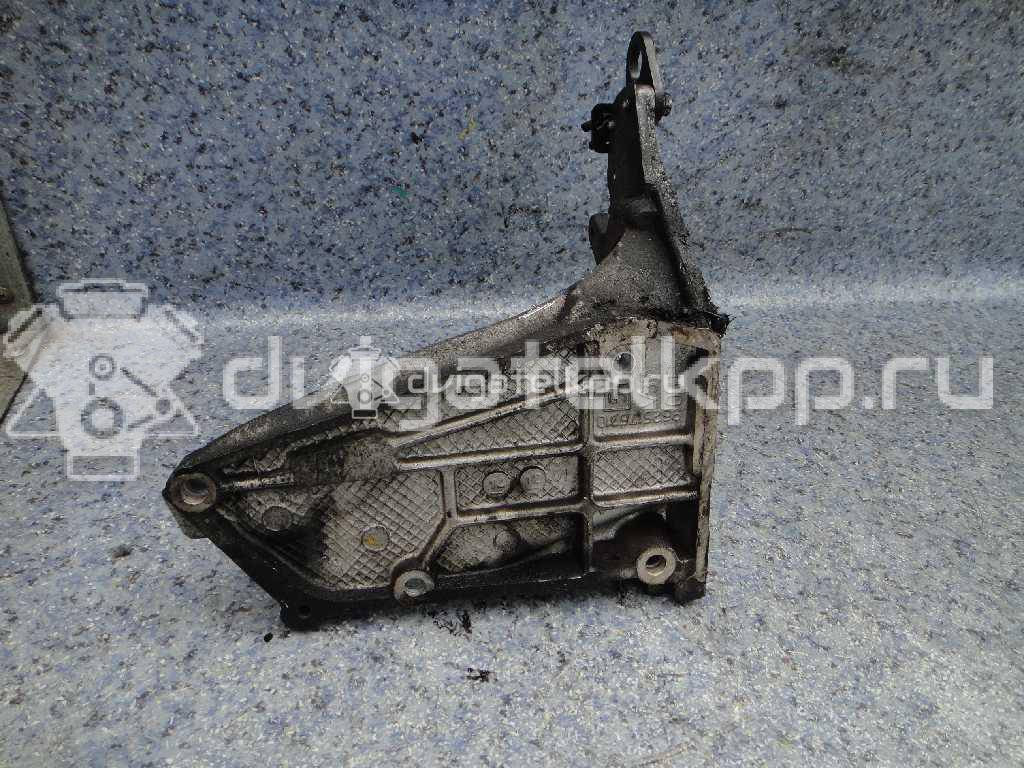 Фото Кронштейн ТНВД для двигателя WJY (DW8B) для Citroen Berlingo / Jumpy 69-70 л.с 8V 1.9 л Дизельное топливо 192640 {forloop.counter}}