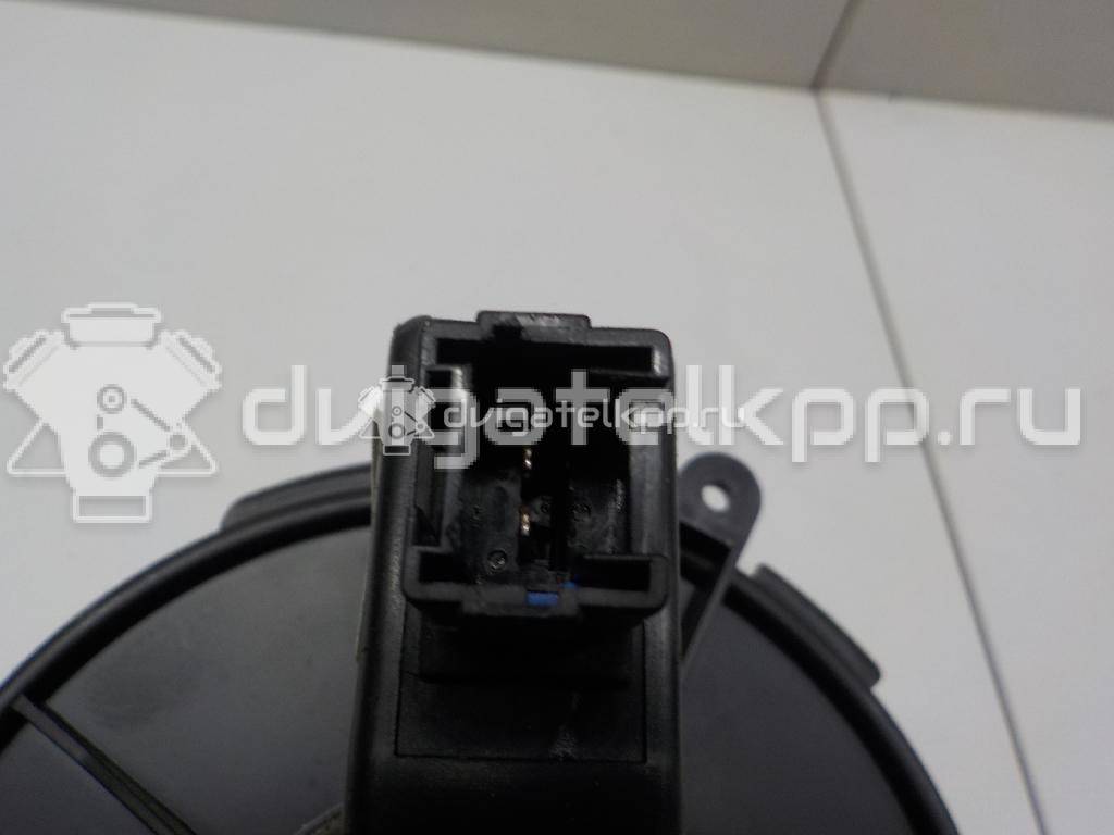 Фото Моторчик отопителя  6441T7 для Peugeot 307 {forloop.counter}}