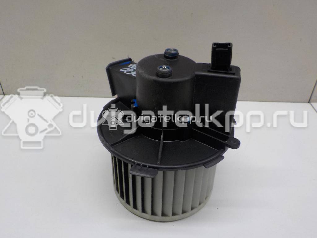 Фото Моторчик отопителя  6441T7 для Peugeot 307 {forloop.counter}}