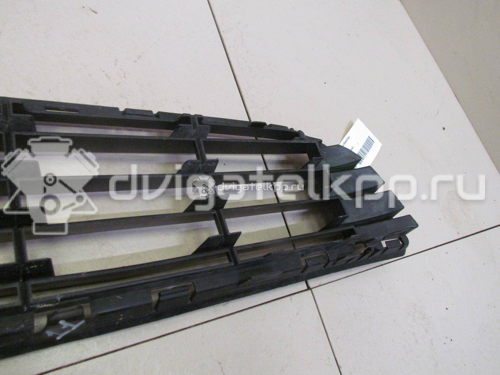 Фото Решетка в бампер  7414ZN для Peugeot Partner {forloop.counter}}