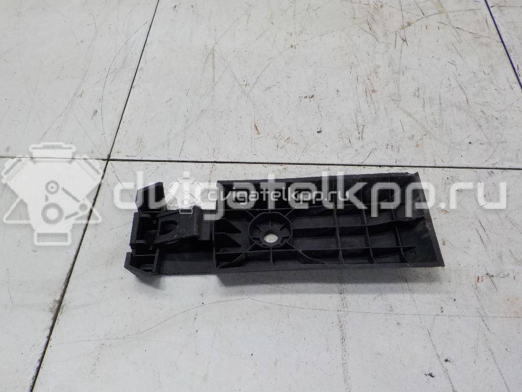 Фото Крепеж брызговика  20721840 для renault TRUCK Magnum {forloop.counter}}