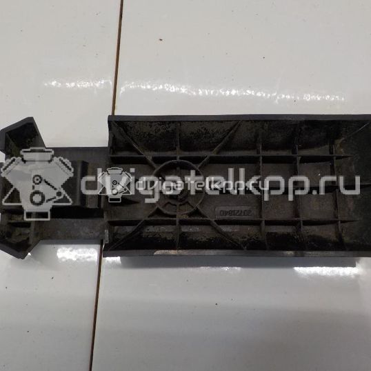 Фото Крепеж брызговика  20721840 для renault TRUCK Magnum