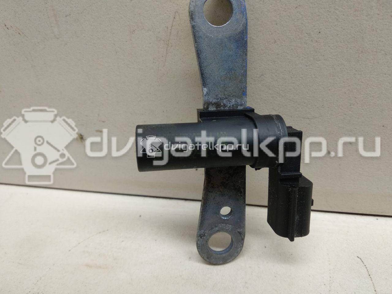 Фото Датчик положения коленвала  8200772182 для Renault Sandero Stepway / Wind E4M / Clio / Logan / Twingo {forloop.counter}}