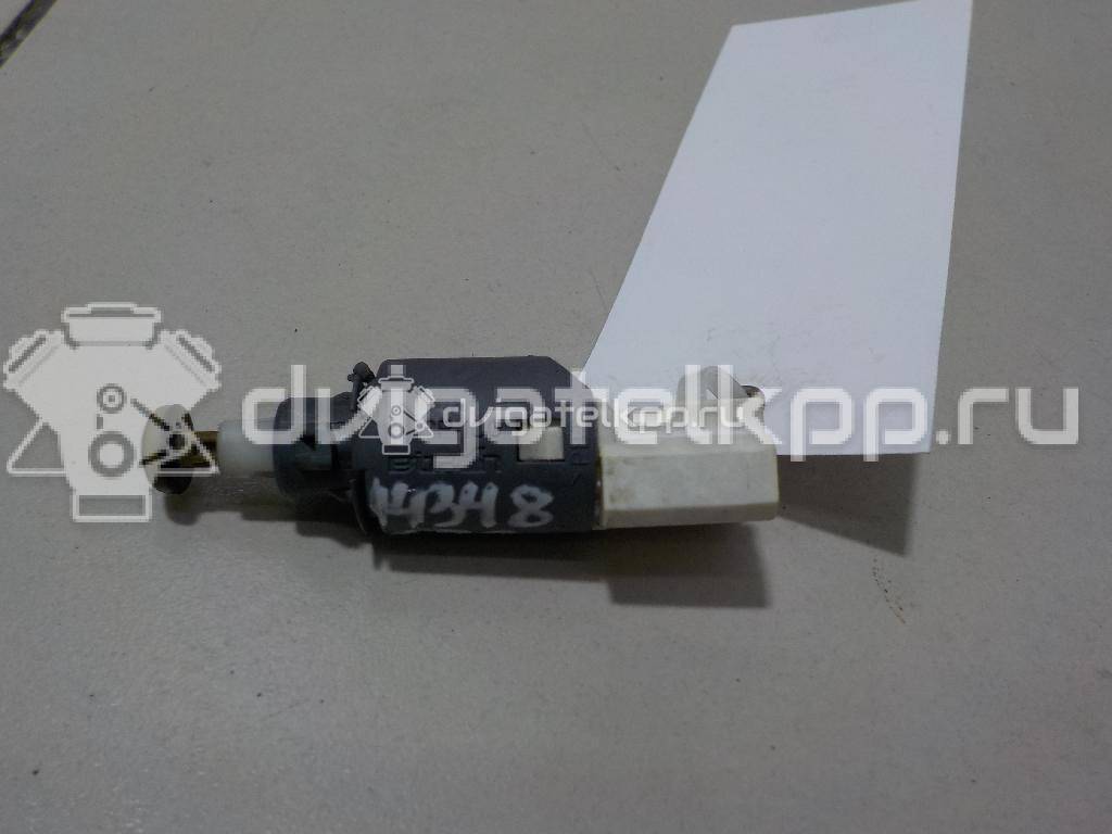 Фото Датчик включения стопсигнала  8200168238 для Renault Wind E4M / Modus Grand F Jp0 / Megane / Master / Clio {forloop.counter}}