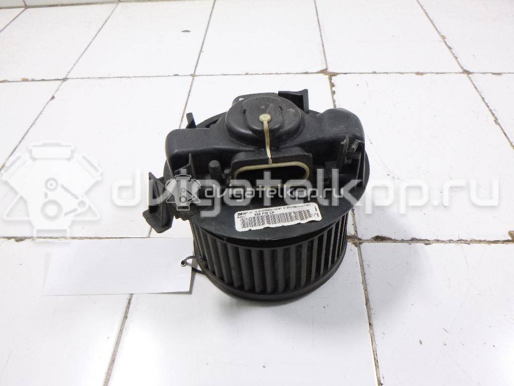 Фото Моторчик отопителя  6001547691 для Renault Sandero Stepway / Logan / Wind E4M / Twingo {forloop.counter}}