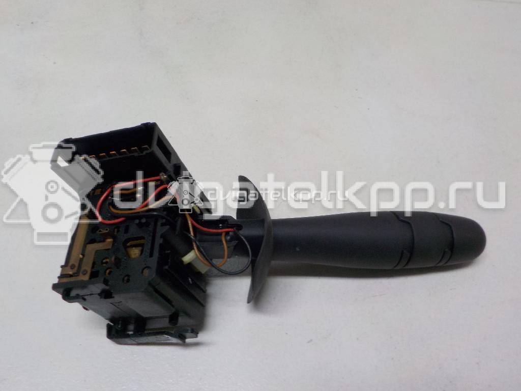 Фото Переключатель поворотов подрулевой  7701059356 для Renault Trafic / Laguna / Vel Satis Bj0 / Espace {forloop.counter}}