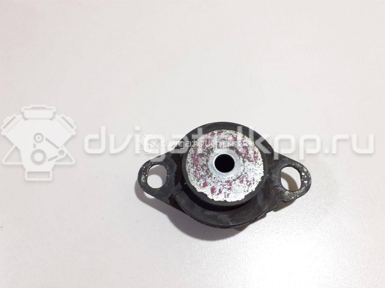 Фото Опора КПП левая  8200089697 для Renault Thalia 2 / 11 B C37 / Megane / Clio / 19 {forloop.counter}}