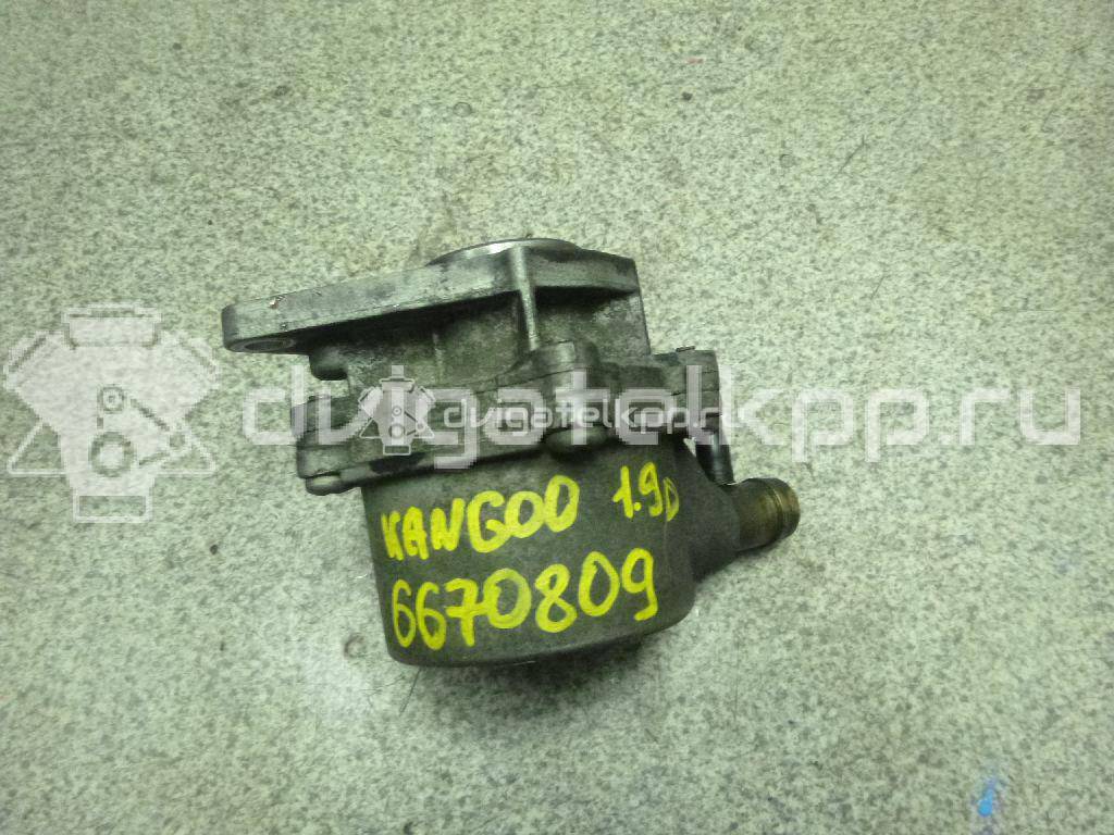 Фото Насос вакуумный  8200031420 для Renault Rapid F40 , G40 / Megane / Trafic / Clio / Scénic {forloop.counter}}