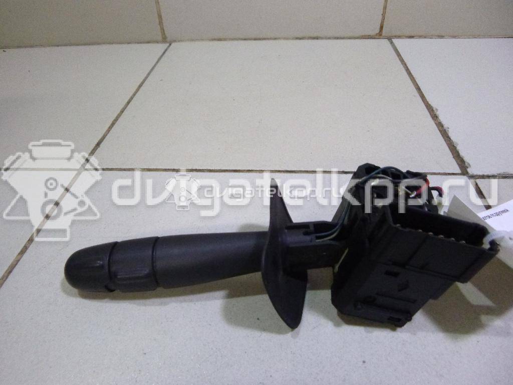 Фото Переключатель поворотов подрулевой  6001551366 для Renault Thalia 2 {forloop.counter}}