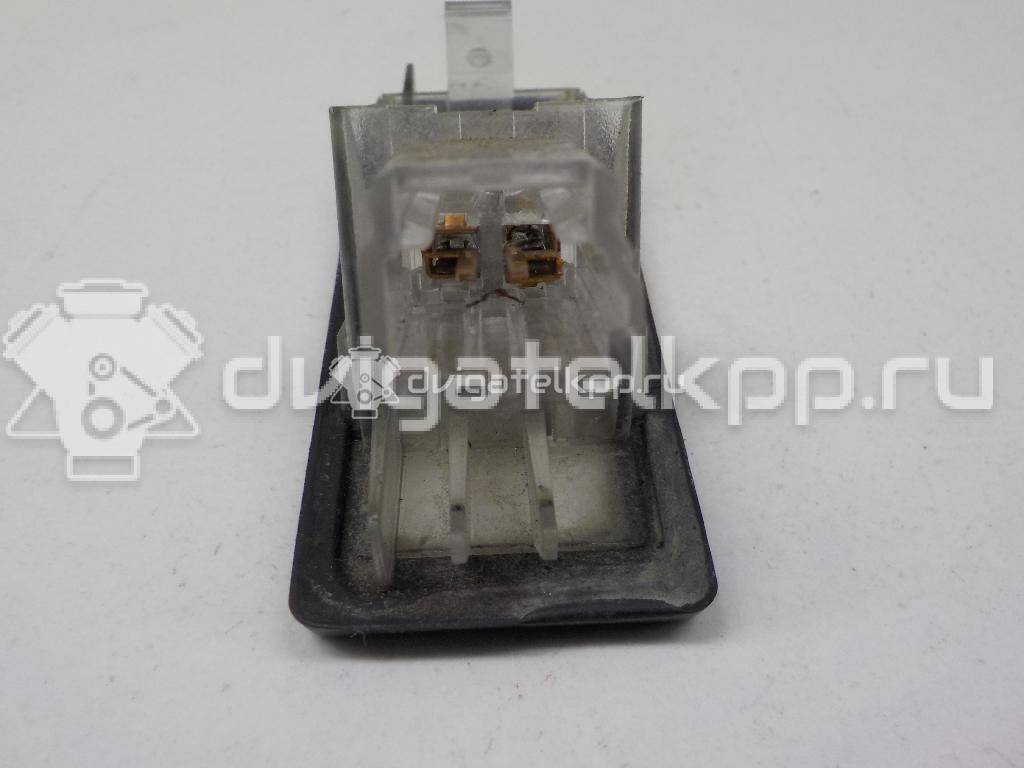 Фото Фонарь подсветки номера  8200013577 для Renault Modus Grand F Jp0 / Megane / Clio / Laguna / Scénic {forloop.counter}}
