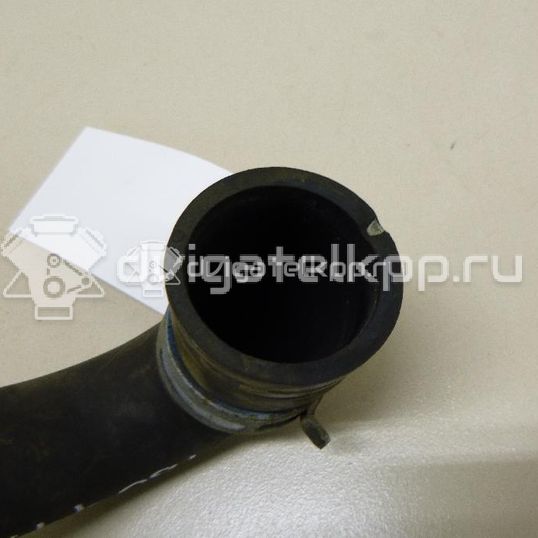 Фото Патрубок радиатора  215018337R для Renault Captur J5 / Clio