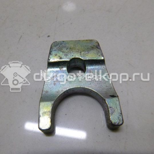 Фото Кронштейн форсунки для двигателя 6G74 (DOHC 24V) для Mitsubishi Proudia Dignity S4 A, S3 A / Pajero 184-260 л.с 24V 3.5 л бензин MR988381