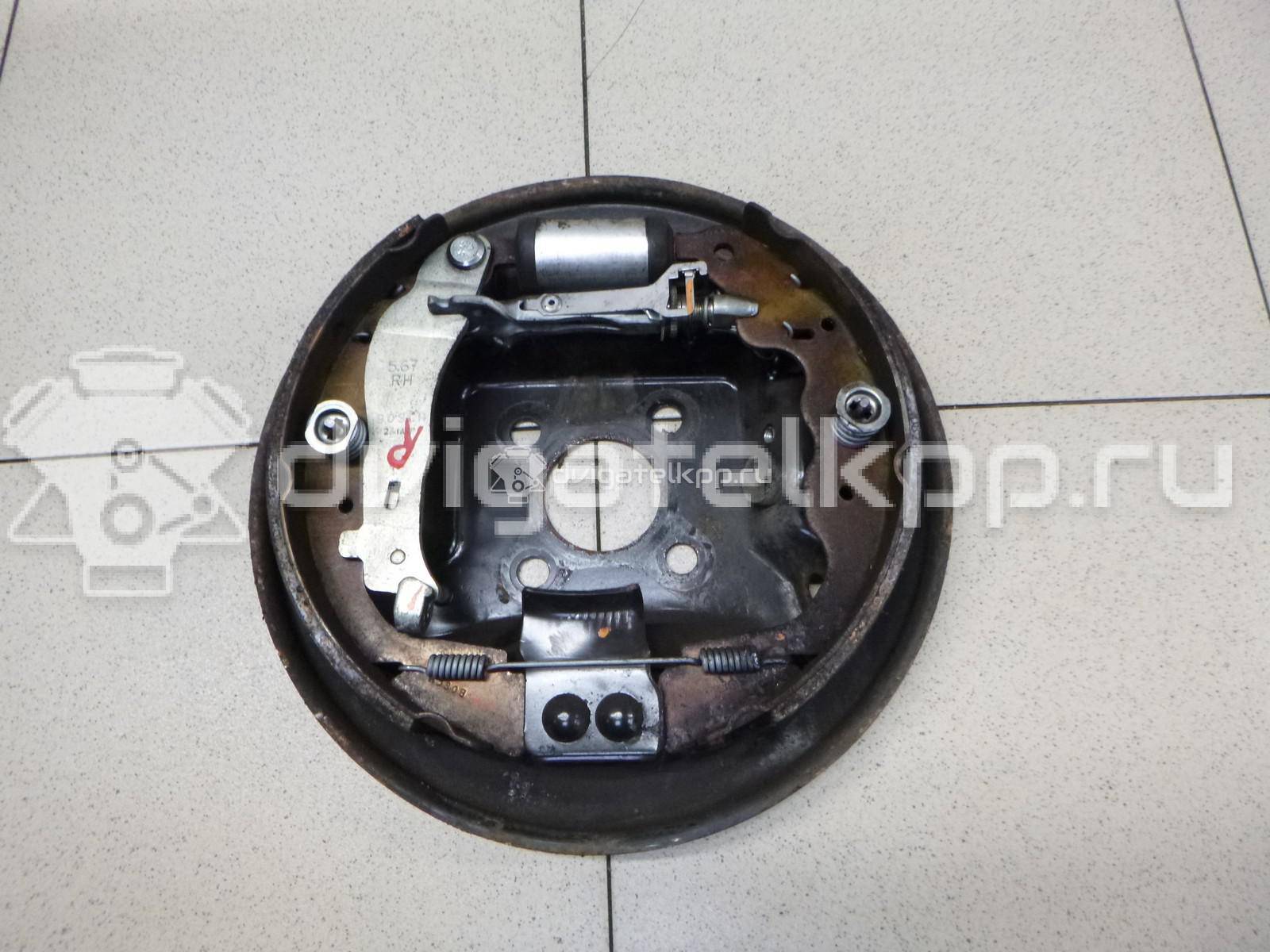 Фото Щит опорный задний  440208382R для Renault Logan / Captur J5 / Clio / Kangoo 1 {forloop.counter}}