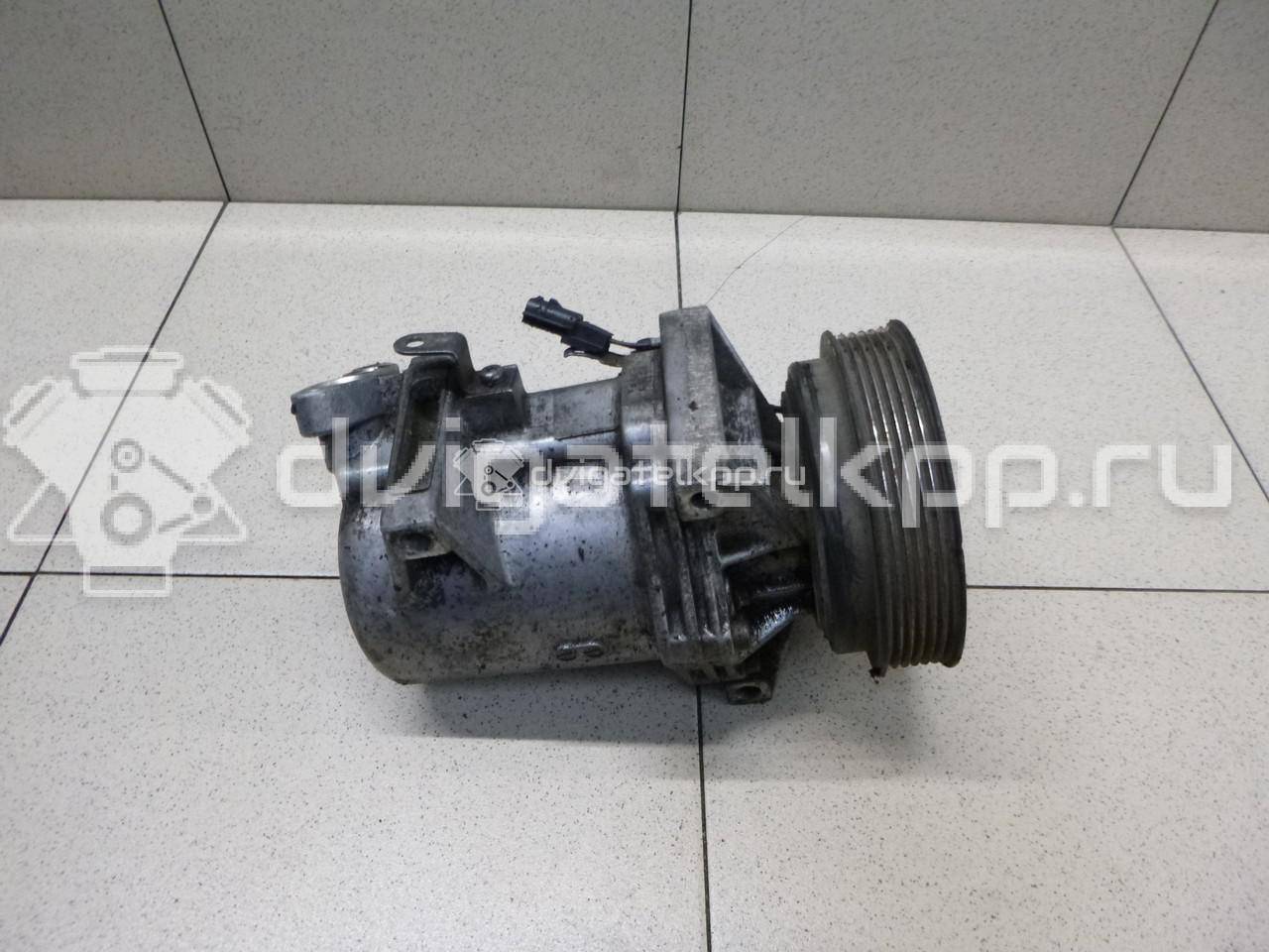 Фото Компрессор системы кондиционирования  8201025121 для Renault Logan / Fluence L30 {forloop.counter}}