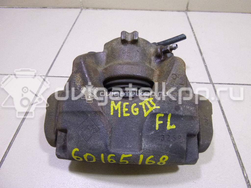 Фото Суппорт тормозной передний левый  410111495R для Renault Megane / Scénic / Grand / Captur J5 / Fluence L30 {forloop.counter}}