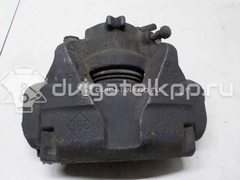 Фото Суппорт тормозной передний левый  410111495R для Renault Megane / Scénic / Grand / Captur J5 / Fluence L30 {forloop.counter}}