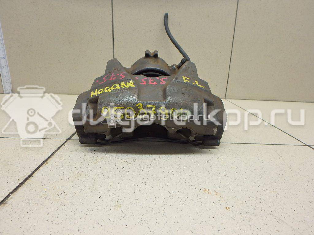 Фото Суппорт тормозной передний левый  410111495R для Renault Megane / Scénic / Grand / Captur J5 / Fluence L30 {forloop.counter}}
