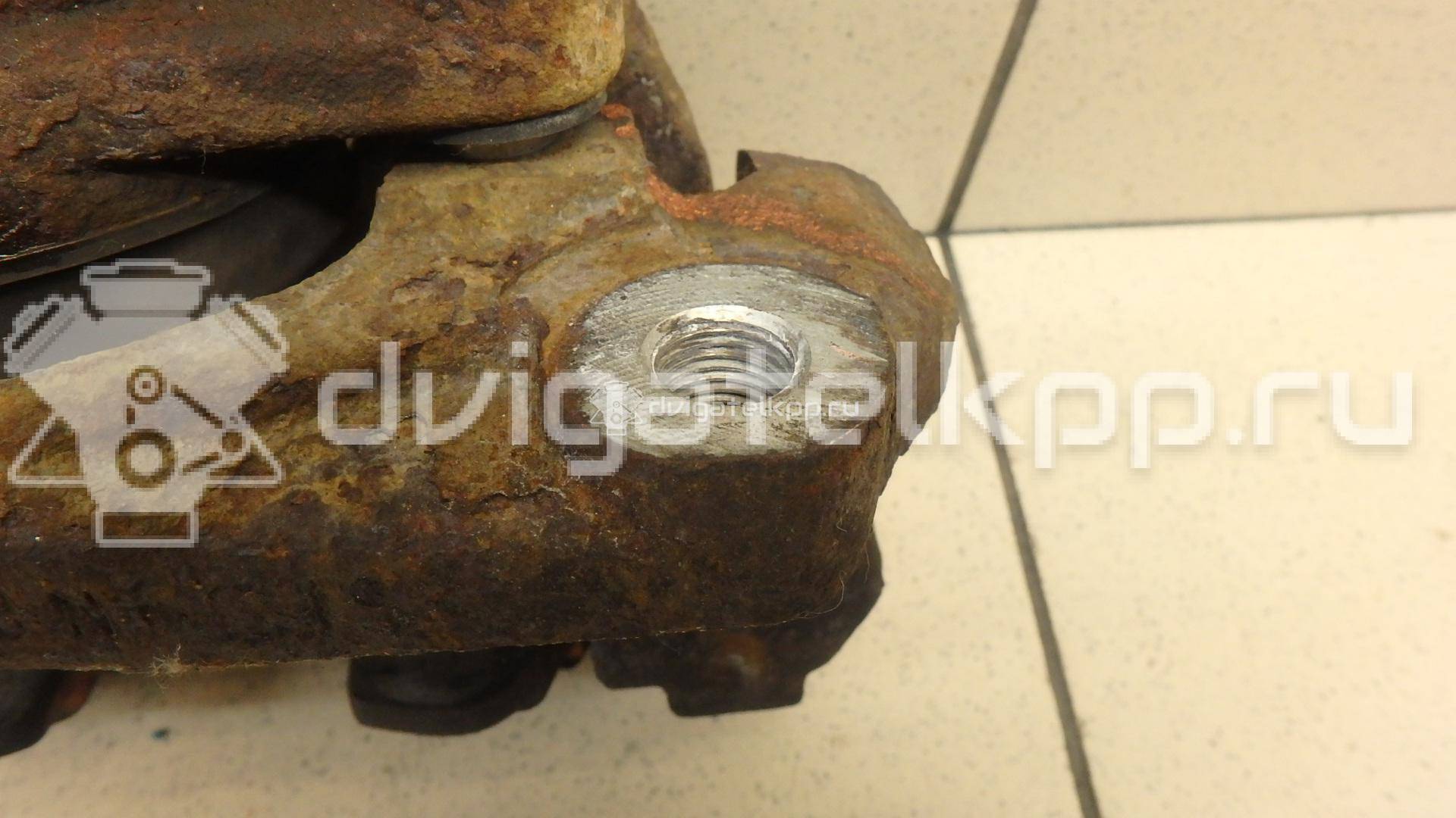 Фото Суппорт тормозной передний левый  410111495R для Renault Megane / Scénic / Grand / Captur J5 / Fluence L30 {forloop.counter}}