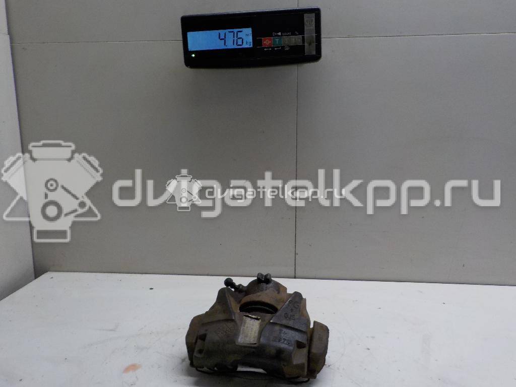 Фото Суппорт тормозной передний правый  410018218R для Renault Megane / Scénic / Grand / Captur J5 / Fluence L30 {forloop.counter}}